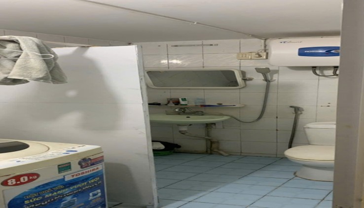 CHO THUÊ NHÀ Ở NHÓM SINH VIÊN, HỘ GĐ PHỐ MẠC THỊ BƯỞI, 30M2, 3 TẦNG, 3 NGỦ, 10 TRIỆU